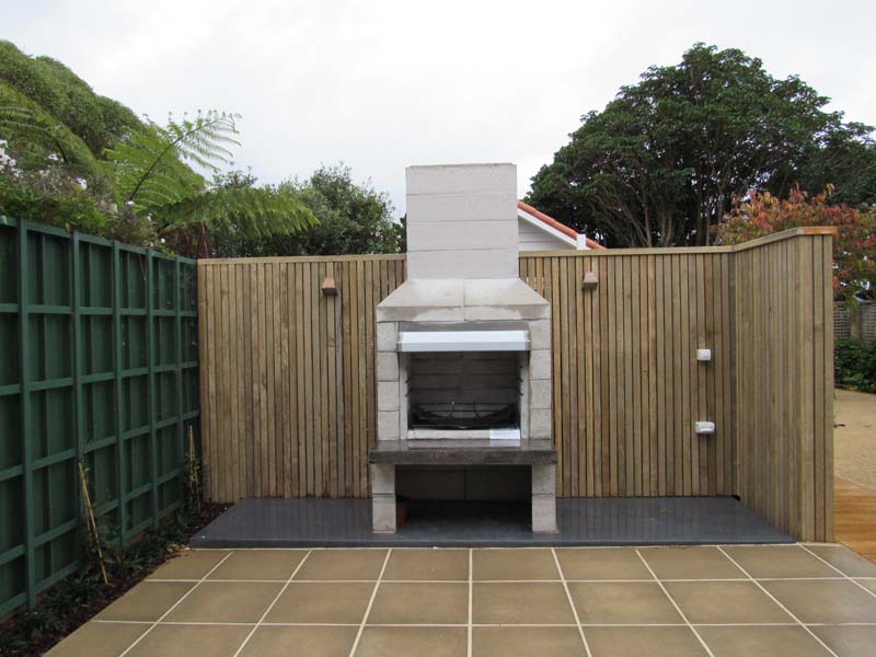 patio-wood-fire-oven